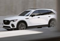 The 2025 Mazda CX-70 Doesn't Cost Any Less Than The